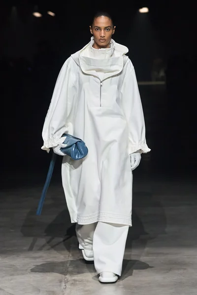 Look 7